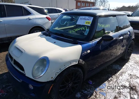 2004 Mini Cooper S from USA, damaged, VIN WMWRE33454TD80529